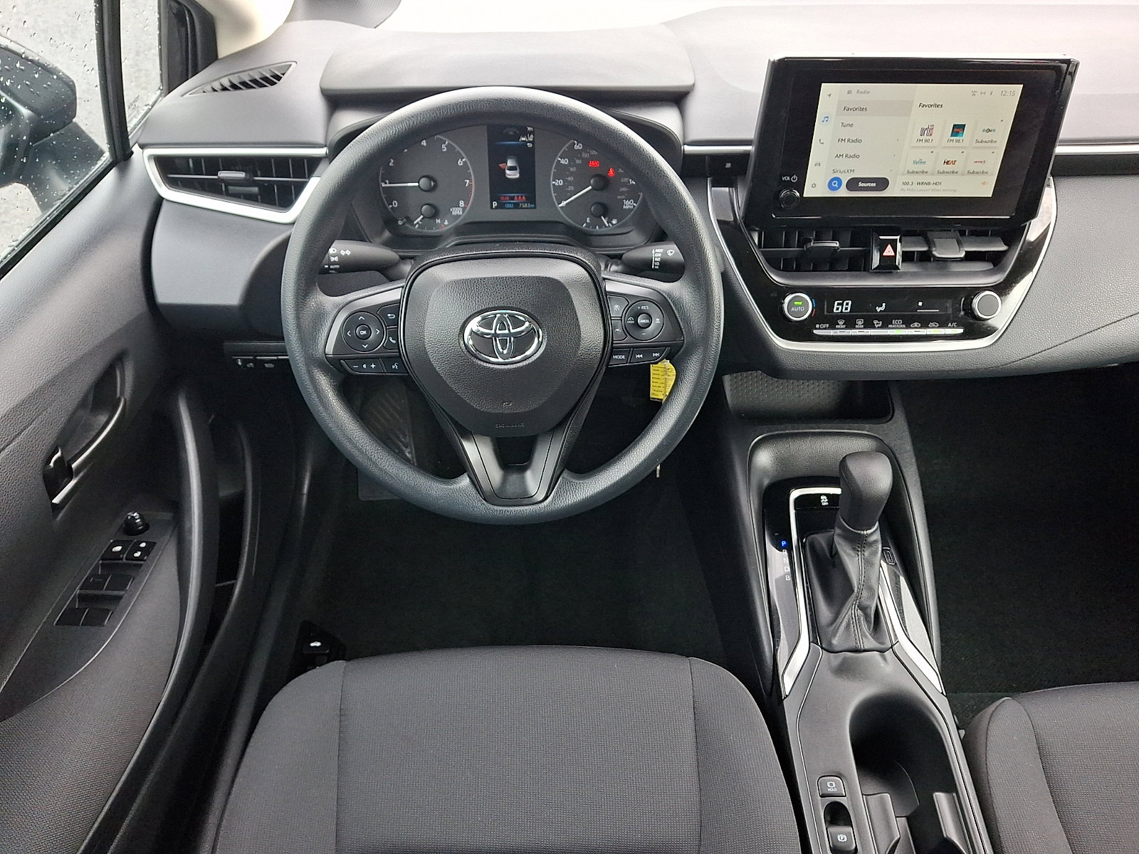 Used 2024 Toyota Corolla LE image 11