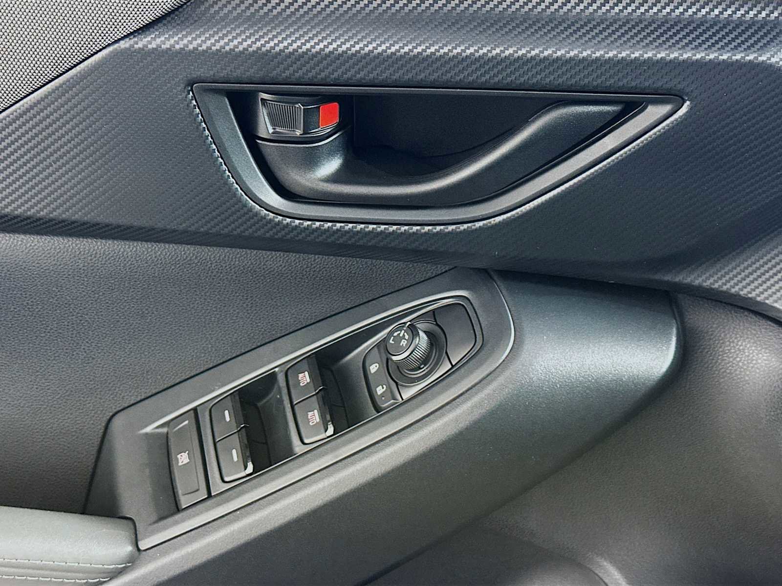 New 2025 Subaru Crosstrek 2.0i Premium image 16