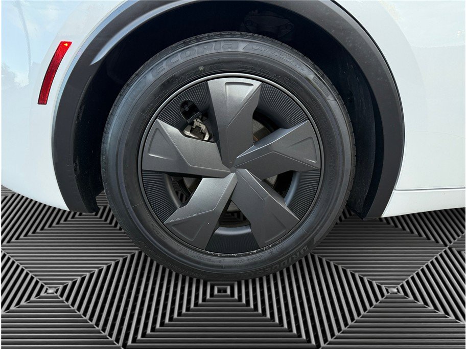 Used 2023 Toyota Prius LE image 14