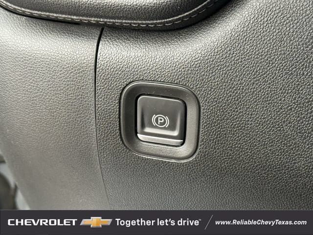 Used 2021 Chevrolet Silverado 2500 LTZ w/ LTZ Convenience Package AWD/4WD image 29