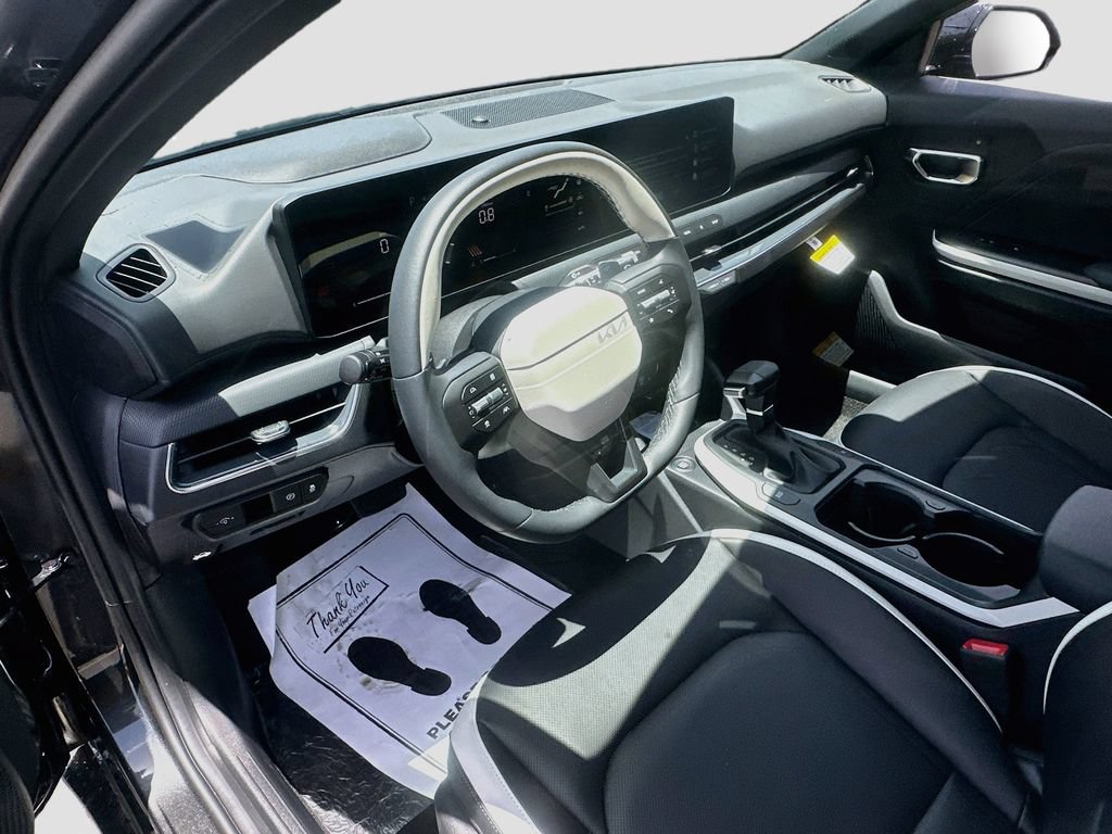 New 2026 Kia K4 GT-Line FWD image 9