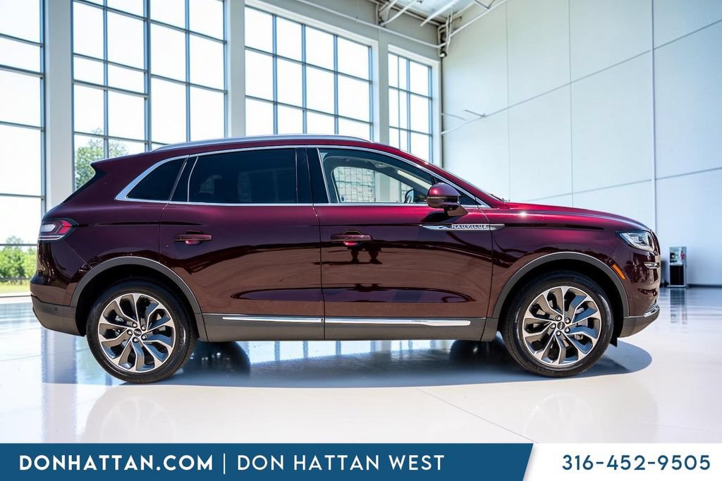 Used 2023 Lincoln Nautilus Reserve w/ Equipment Group 201A AWD/4WD image 33