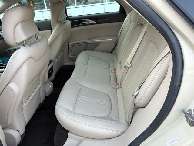 Used 2016 Lincoln MKZ w/ Equipment Group 200A Select FWD image 18