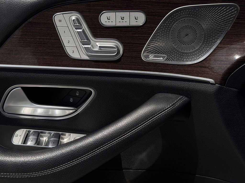 Used 2024 Mercedes-Benz GLE 350 4MATIC w/ 3rd Row Seat Package image 23