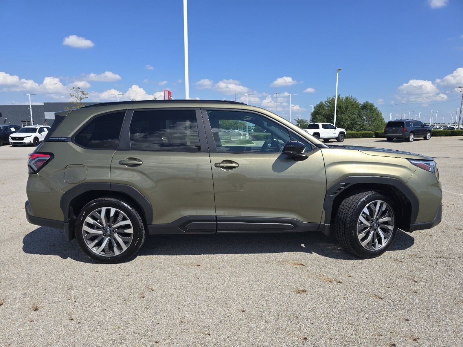 Used 2026 Subaru Forester Touring w/ Touring Package AWD/4WD image 18