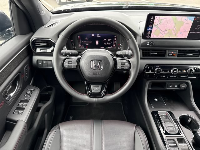 Used 2026 Honda Pilot Black Edition image 16