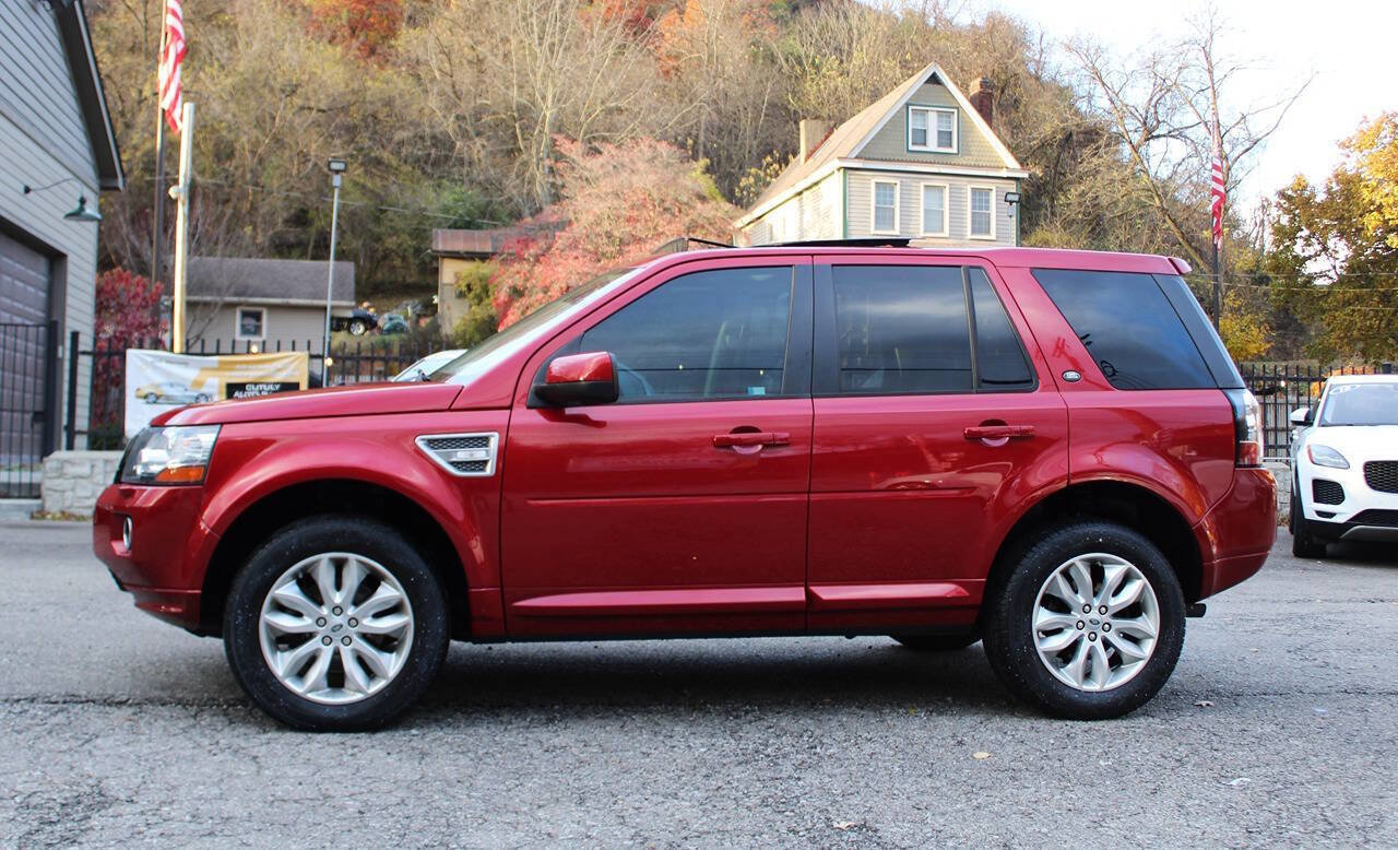 Used 2014 Land Rover LR2 HSE image 4