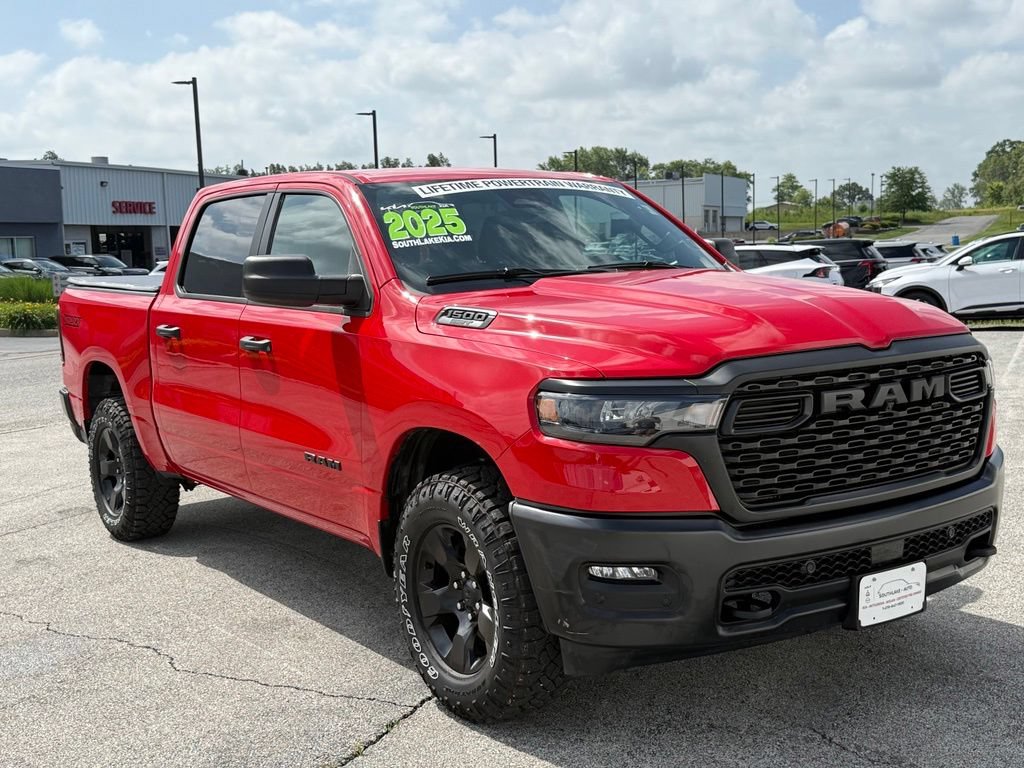 Used 2025 RAM 1500 Warlock AWD/4WD image 9