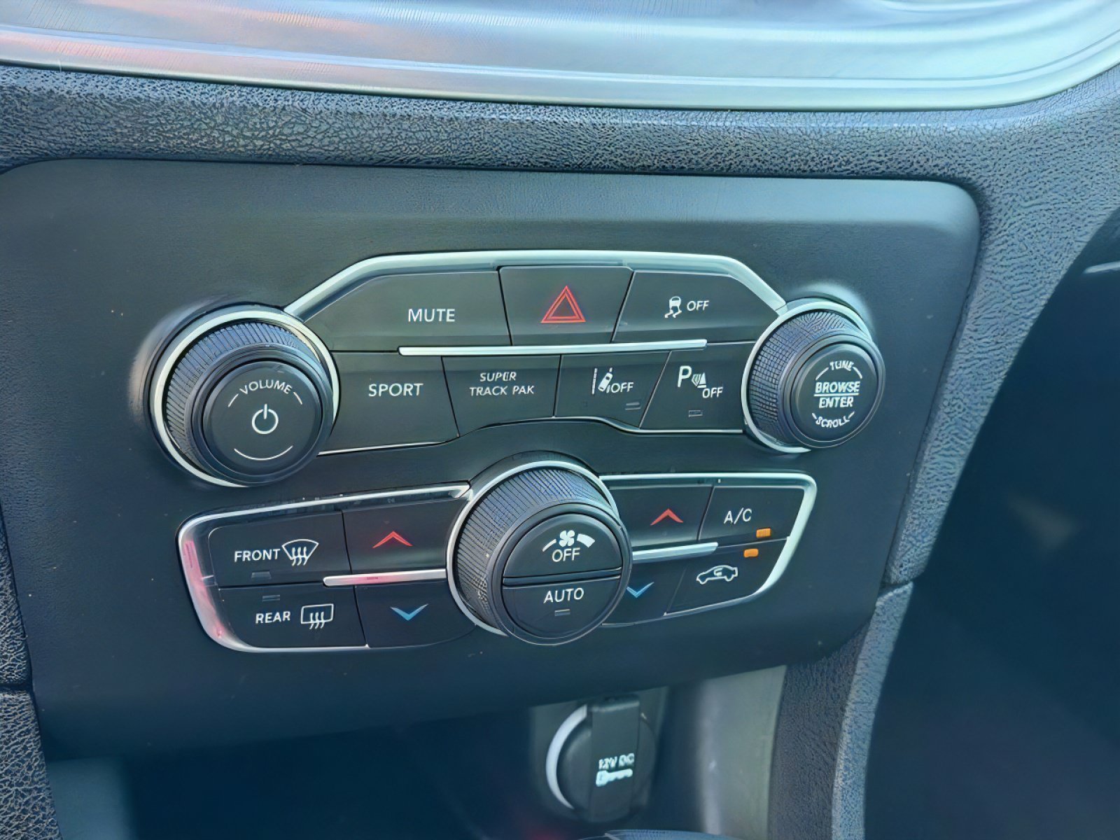 Used 2023 Dodge Charger GT w/ Navigation & Travel Group RWD image 28