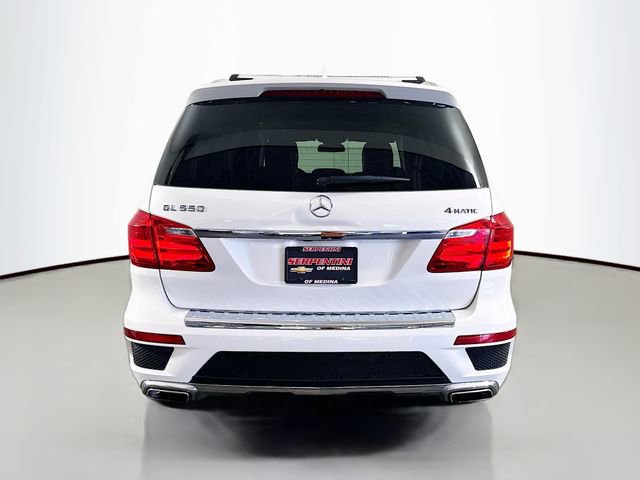 Used 2016 Mercedes-Benz GL 550 4MATIC image 7