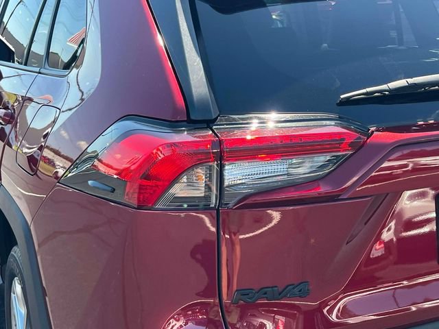 Used 2023 Toyota RAV4 XLE Premium AWD/4WD image 9