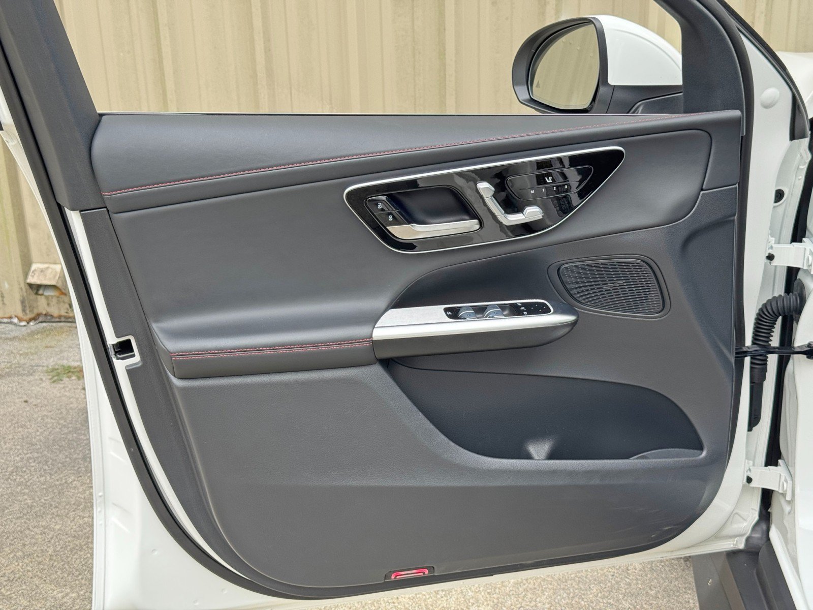 Used 2024 Mercedes-Benz GLC 43 AMG 4MATIC image 46