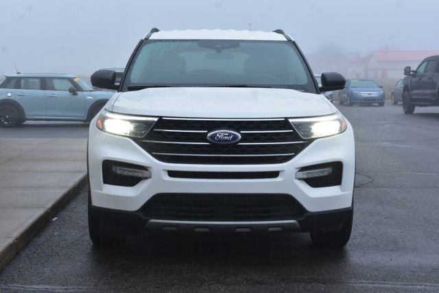 Used 2022 Ford Explorer XLT w/ Equipment Group 202A image 8