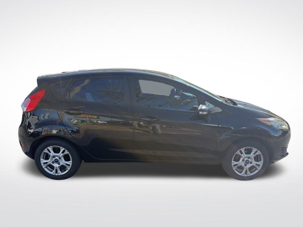 Used 2016 Ford Fiesta SE FWD image 4
