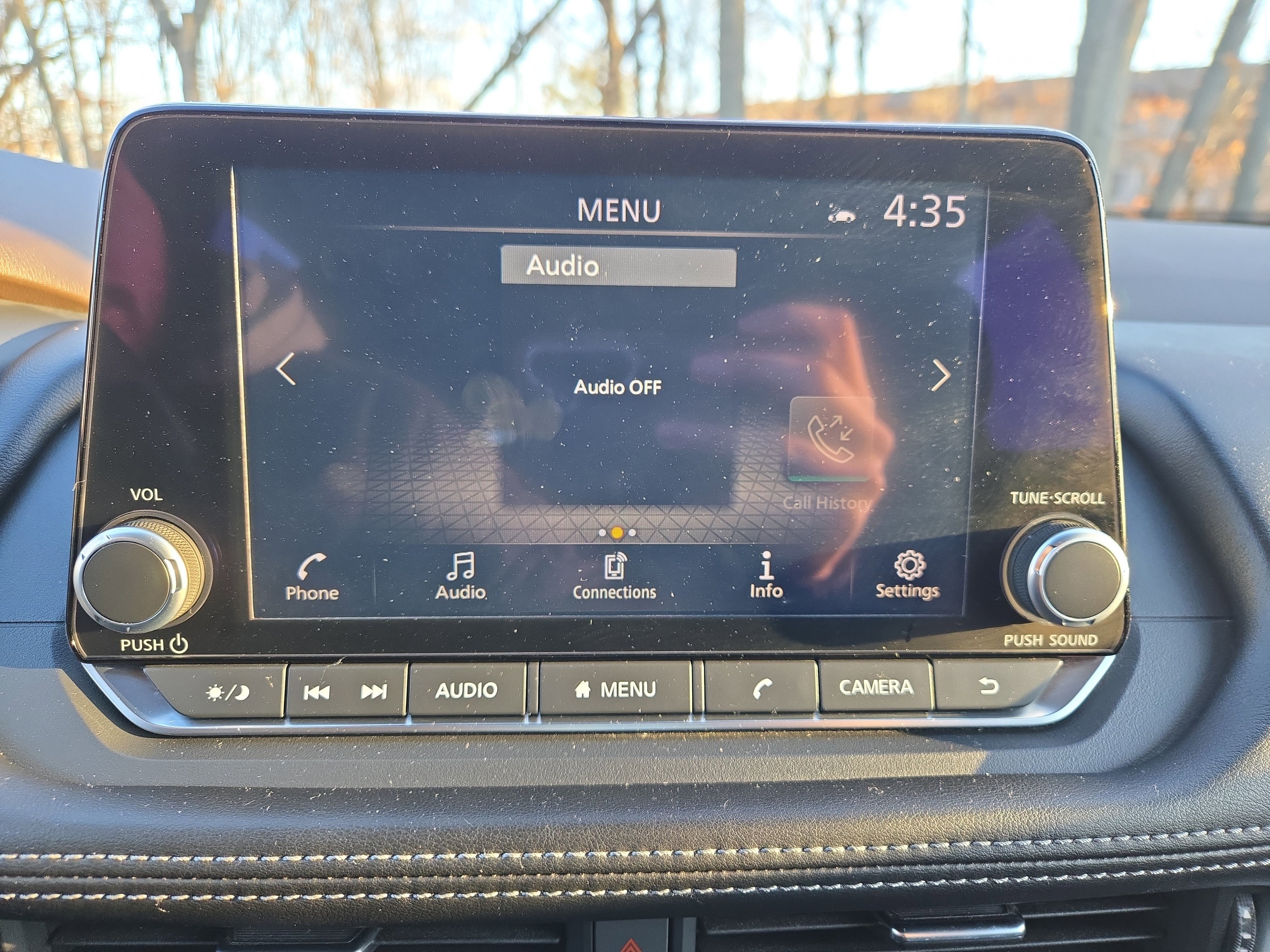 Used 2023 Nissan Rogue SV image 18