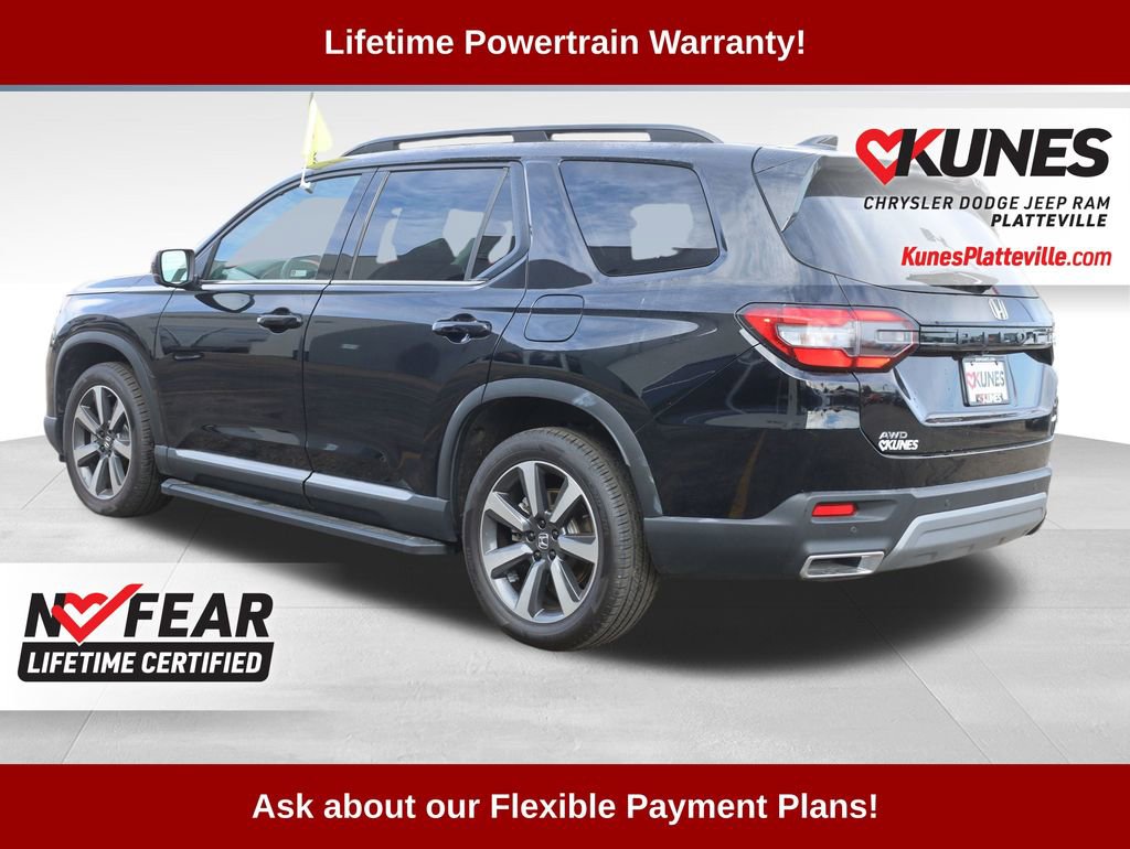 Used 2023 Honda Pilot Elite image 7