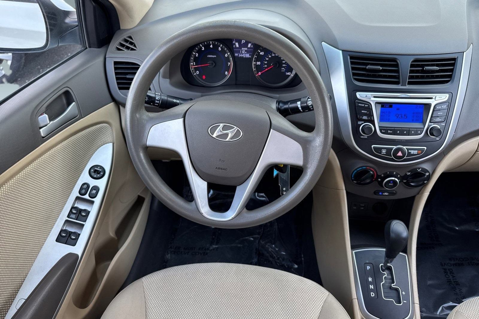 Used 2014 Hyundai Accent GLS image 26