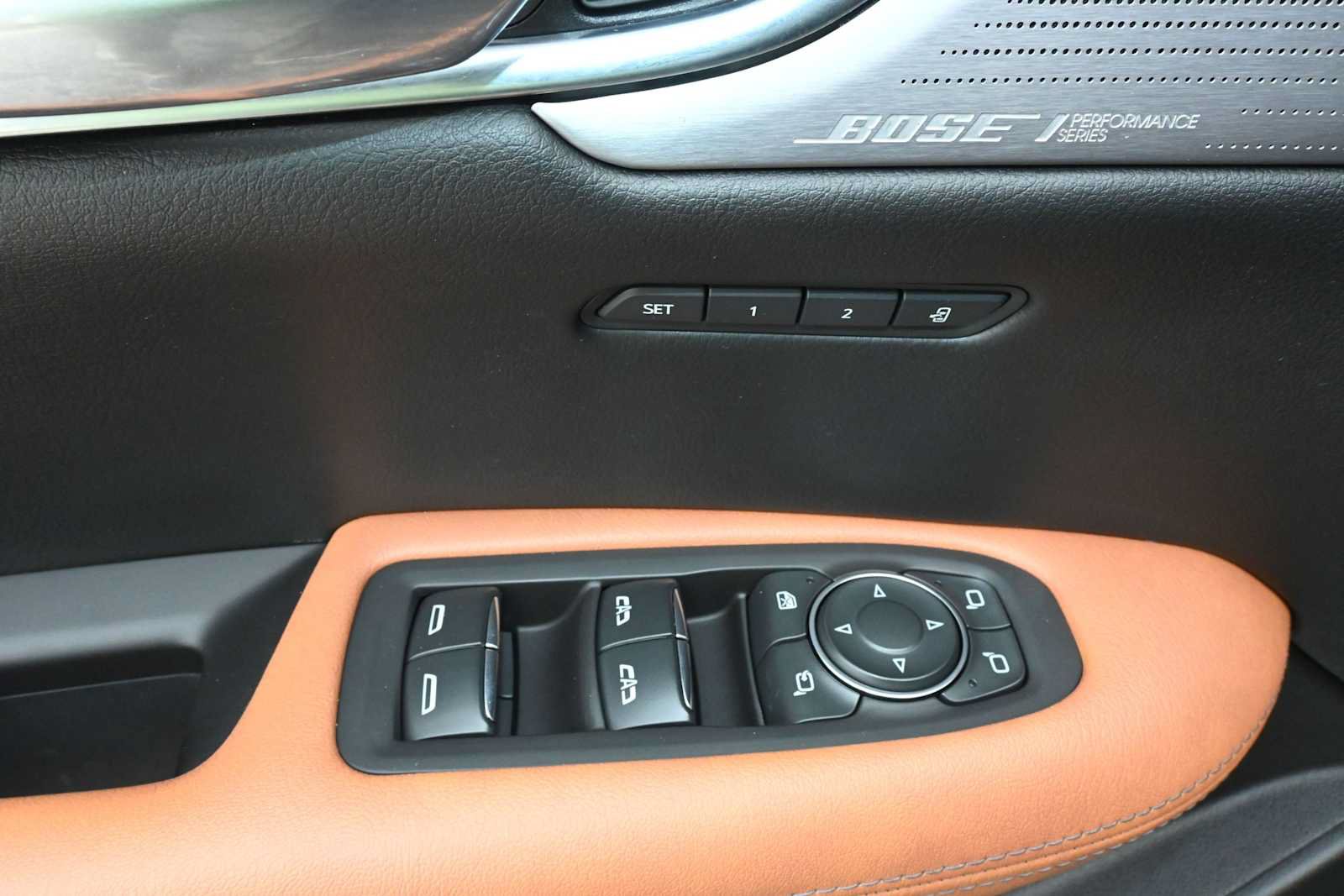 Used 2020 Cadillac XT5 Premium Luxury AWD/4WD image 17