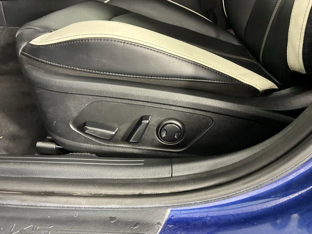 Used 2025 Kia K5 GT-Line w/ GT-Line Premium Package image 13