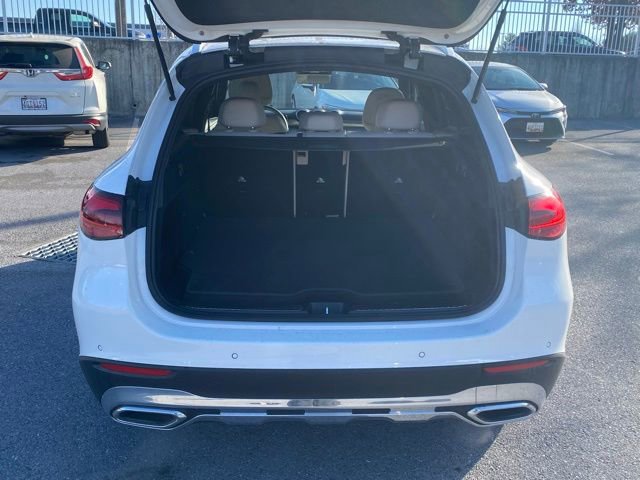 Used 2025 Mercedes-Benz GLC 350e GLC 350e image 7