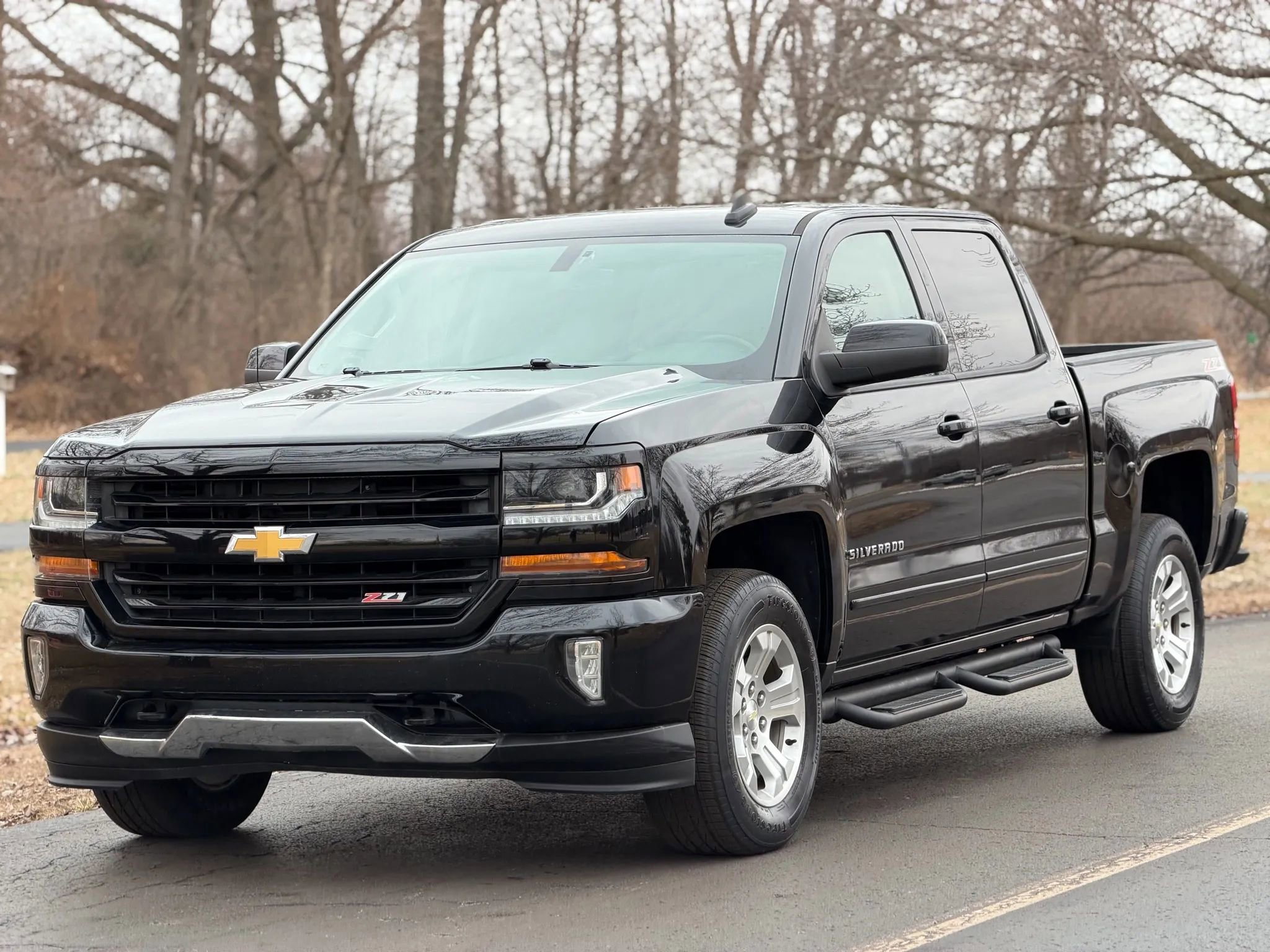 Used 2017 Chevrolet Silverado 1500 LT image 1