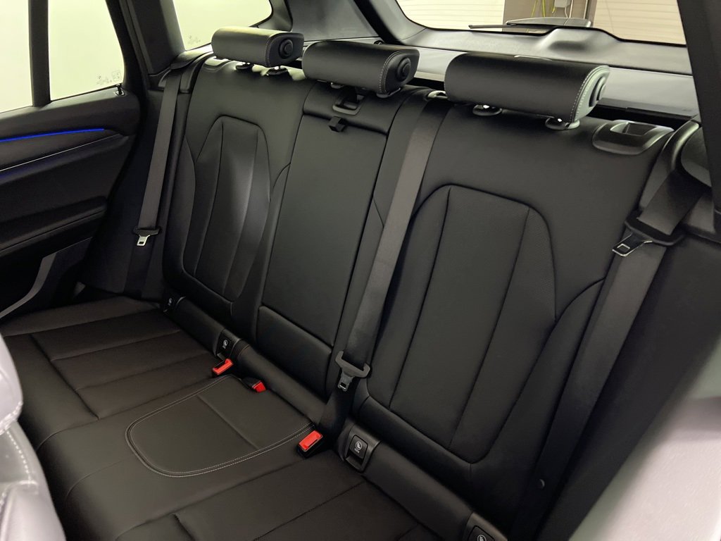 Certified 2024 BMW X3 xDrive30i w/ Convenience Package image 4