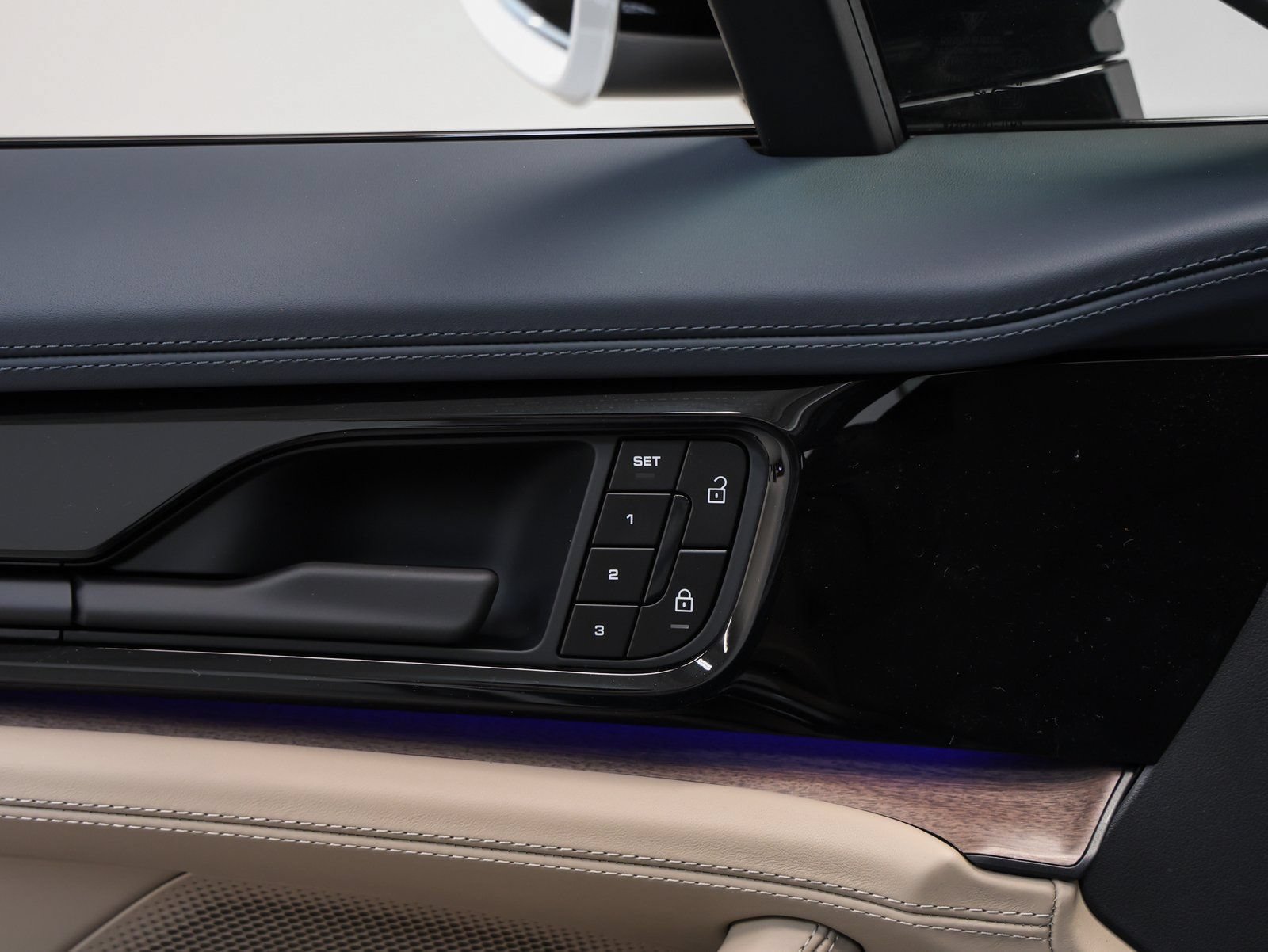 New 2026 Porsche Panamera 4 AWD/4WD image 33
