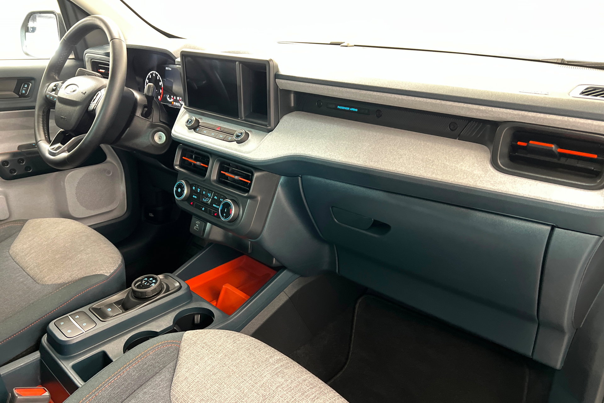 Used 2024 Ford Maverick XLT w/ XLT Luxury Package image 24