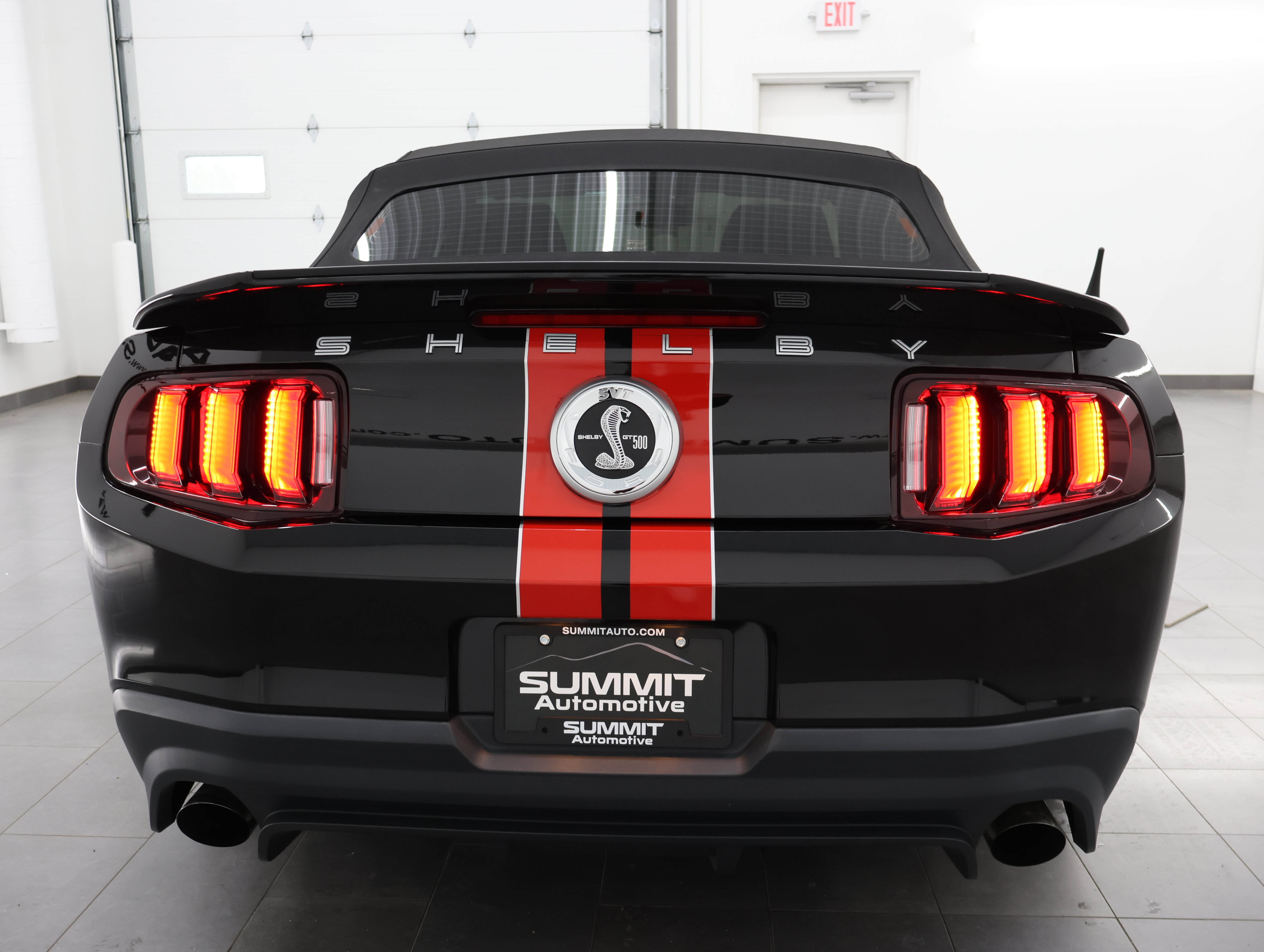 Used 2011 Ford Mustang Shelby GT500 w/ SVT Performance Pkg RWD image 36