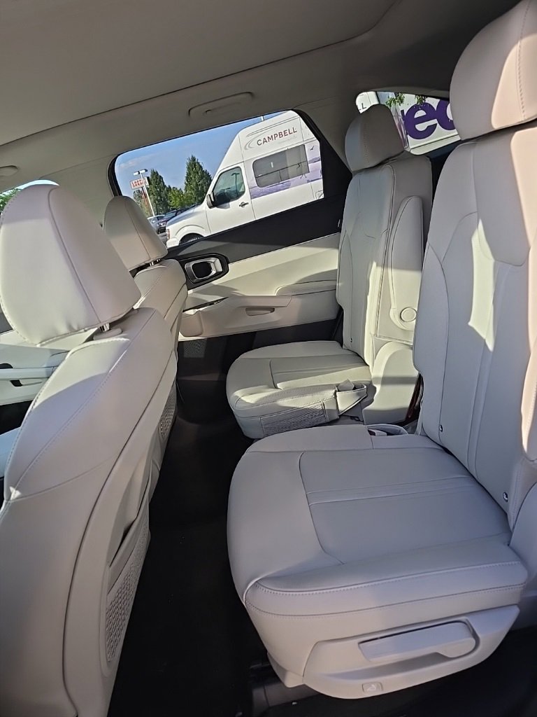 New 2025 Kia Sorento EX w/ Panoramic Sunroof Package image 14