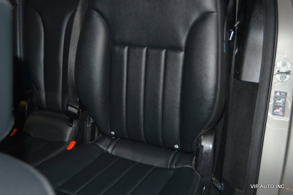 Used 2009 Mercedes-Benz R 320 BlueTEC 4MATIC image 24