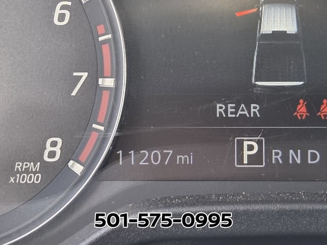 Used 2023 Nissan Titan SV RWD image 27
