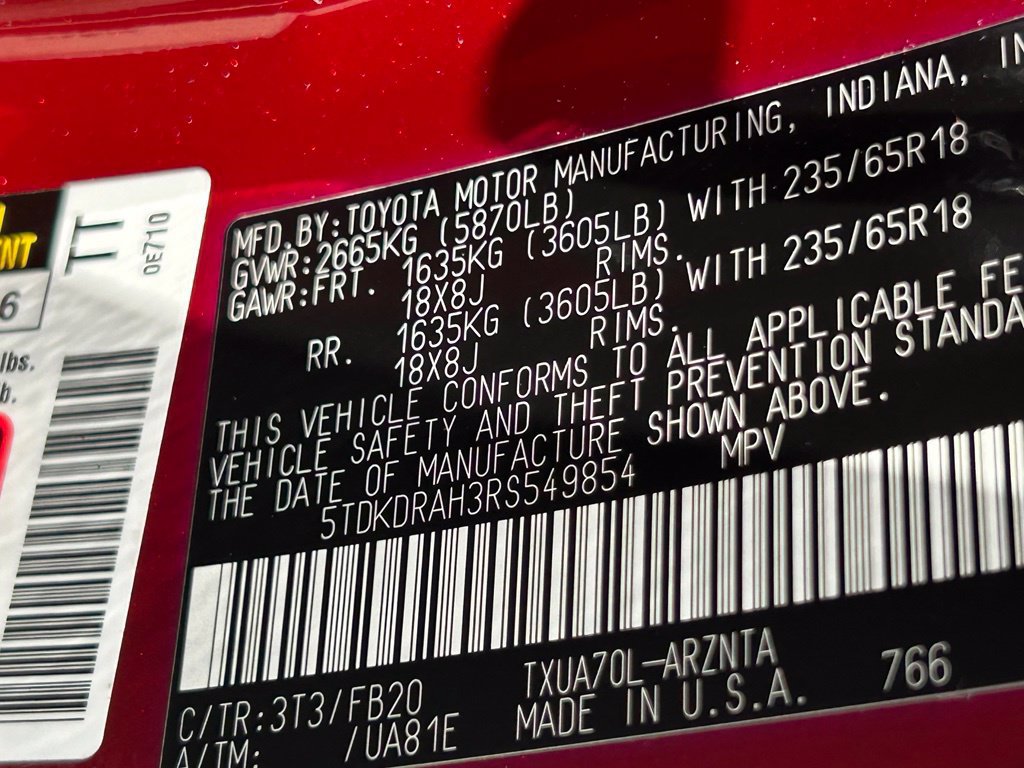 Used 2024 Toyota Highlander LE FWD image 55