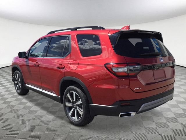New 2025 Honda Pilot Touring image 7