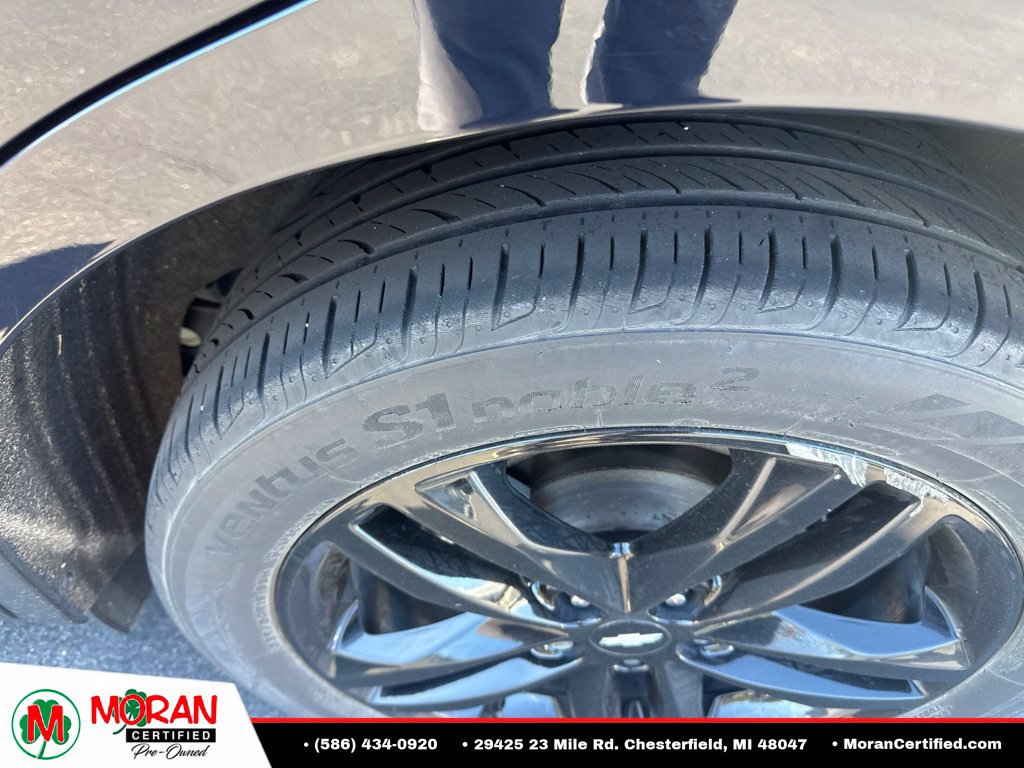 Used 2020 Chevrolet Equinox LT w/ Sport Edition AWD/4WD image 6