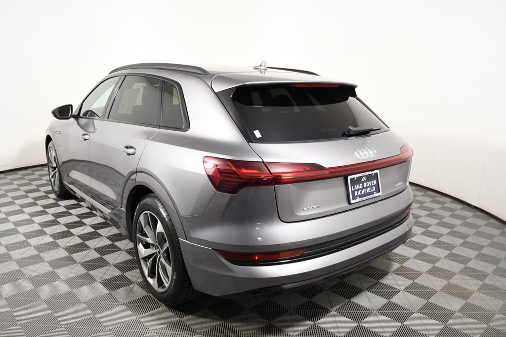Used 2021 Audi e-tron Premium w/ Black Optic Package AWD/4WD image 4