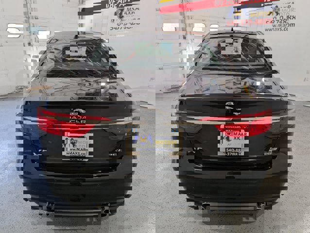 Used 2019 Jaguar XF Prestige image 6