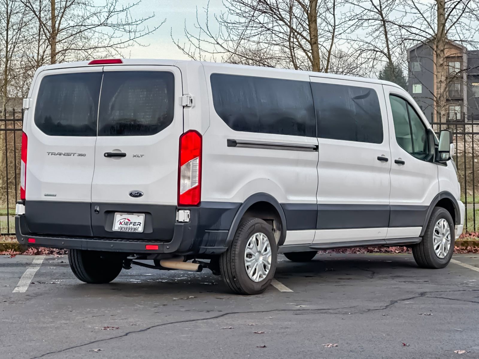 Used 2023 Ford Transit 350 XLT image 4