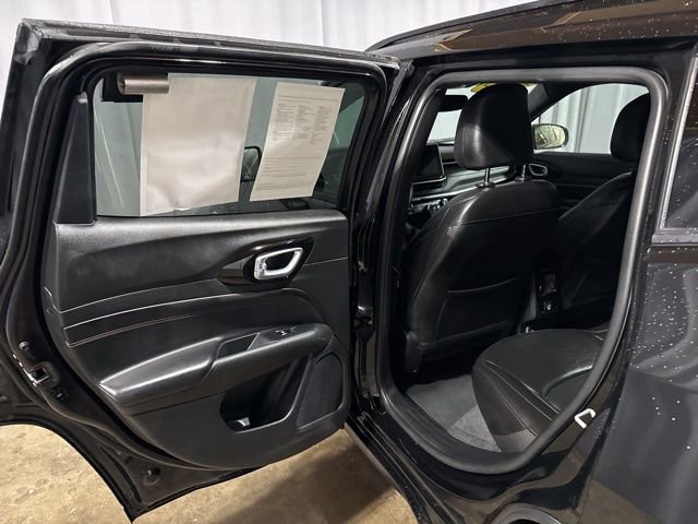 Used 2023 Jeep Compass Limited AWD/4WD image 19
