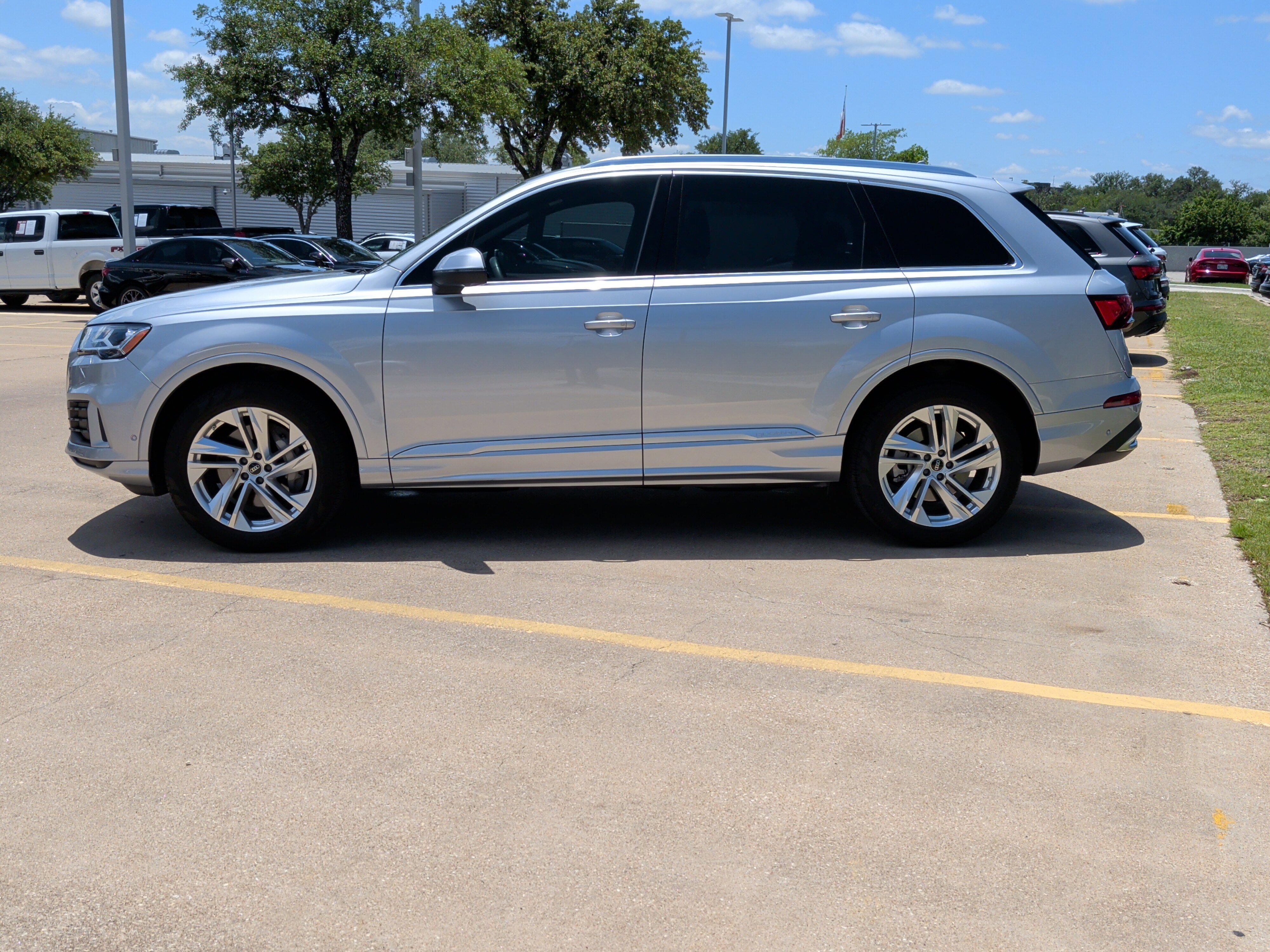 Used 2022 Audi Q7 2.0T Premium AWD/4WD image 7