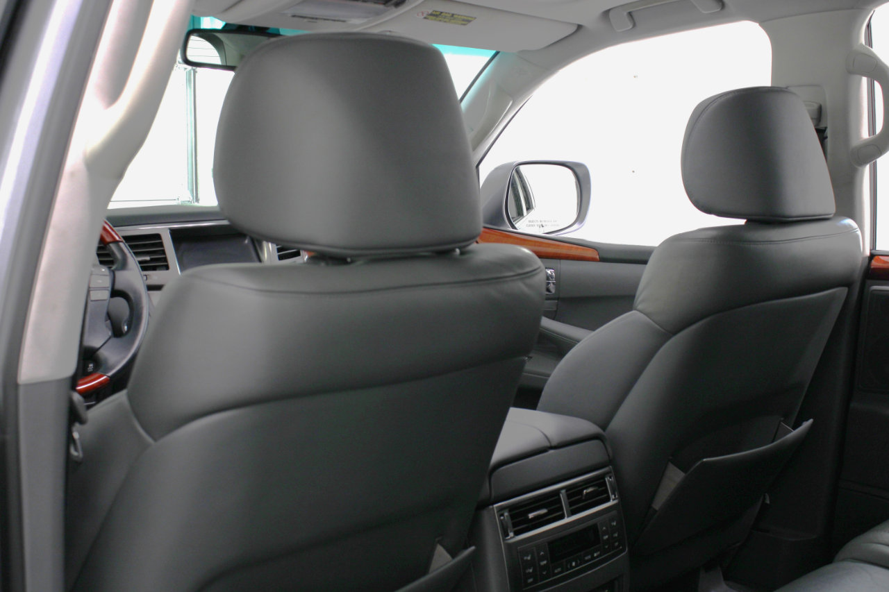 Used 2009 Lexus LX 570 4WD image 37