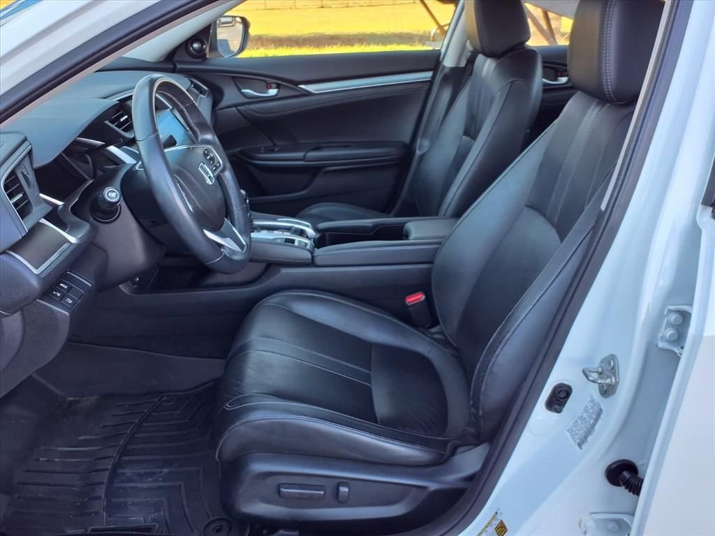 Used 2017 Honda Civic Touring image 11