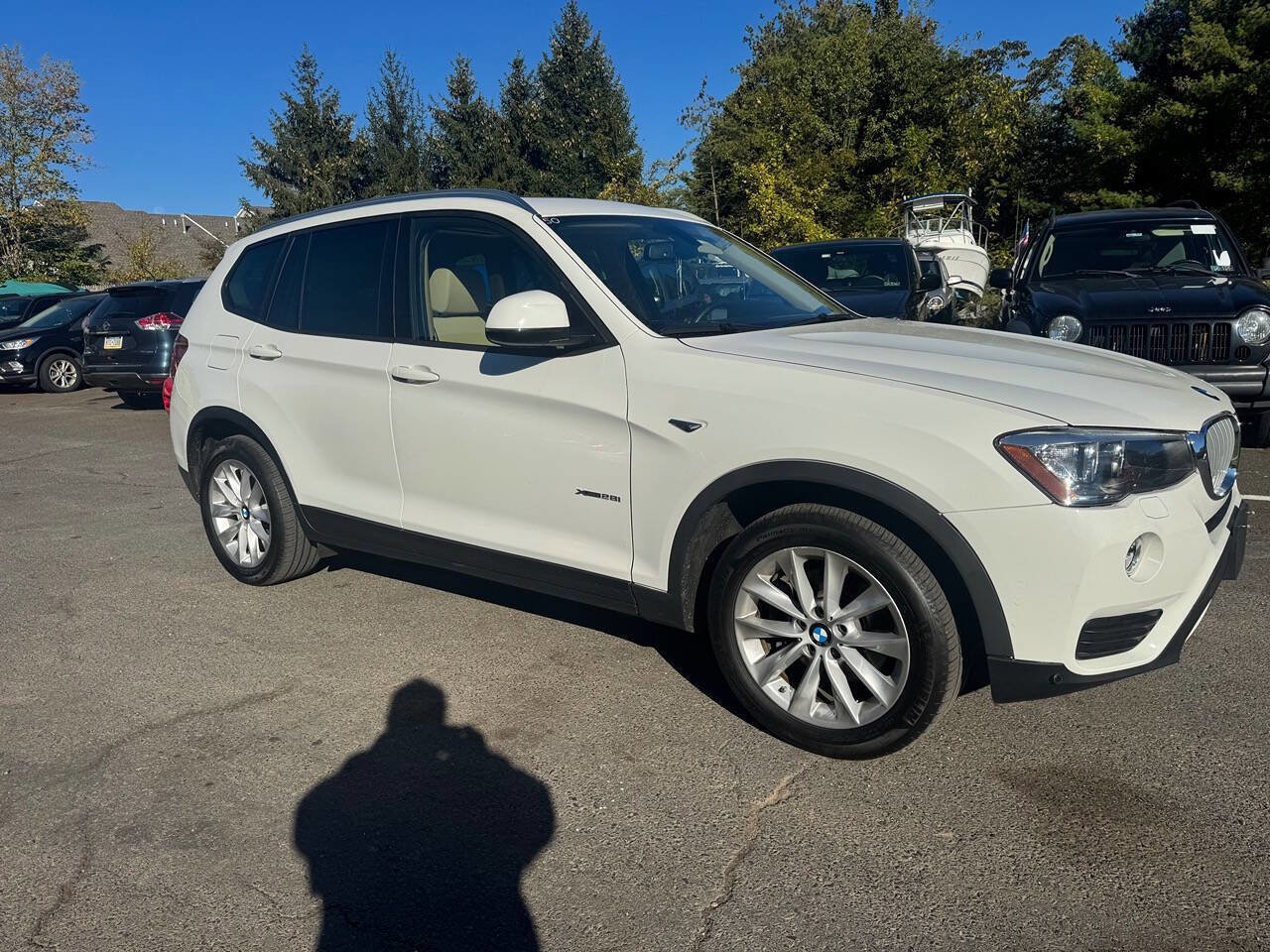 Used 2017 BMW X3 xDrive28i image 2