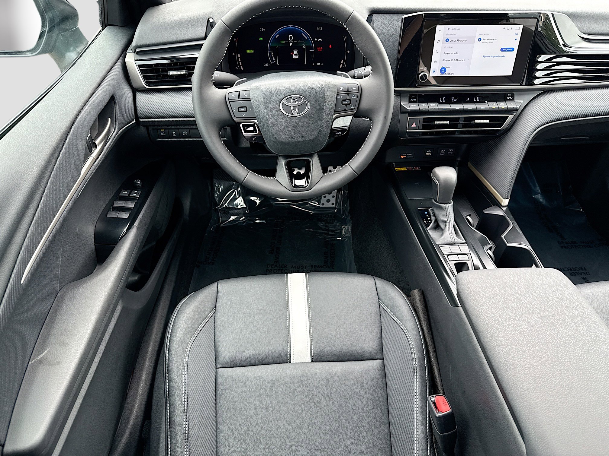 Used 2025 Toyota Camry SE image 17