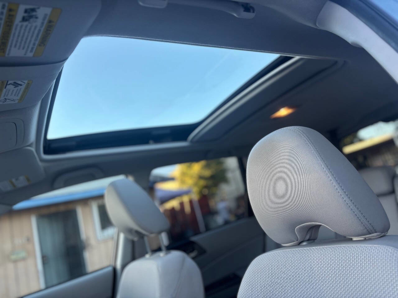 Used 2011 Subaru Forester 2.5X Premium w/ All-Weather Pkg image 14