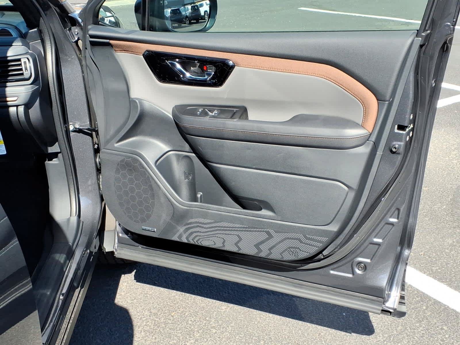 New 2026 Subaru Forester Touring AWD/4WD image 13