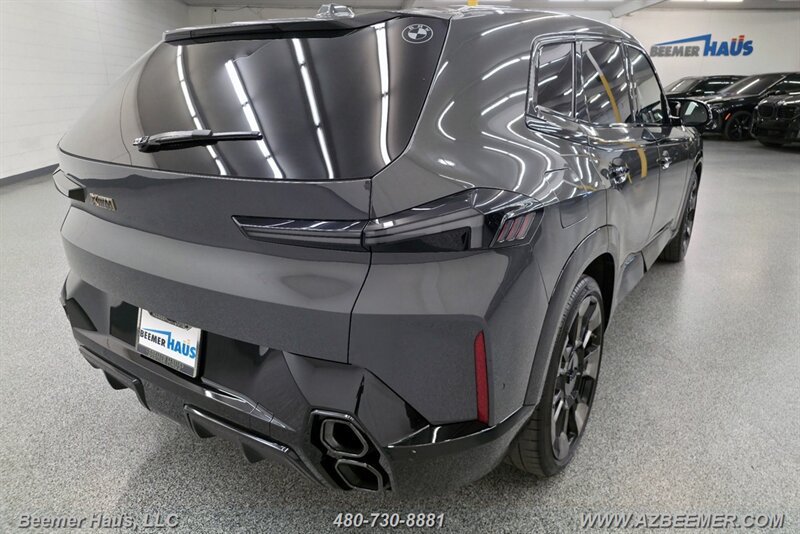 Used 2023 BMW XM AWD/4WD image 9