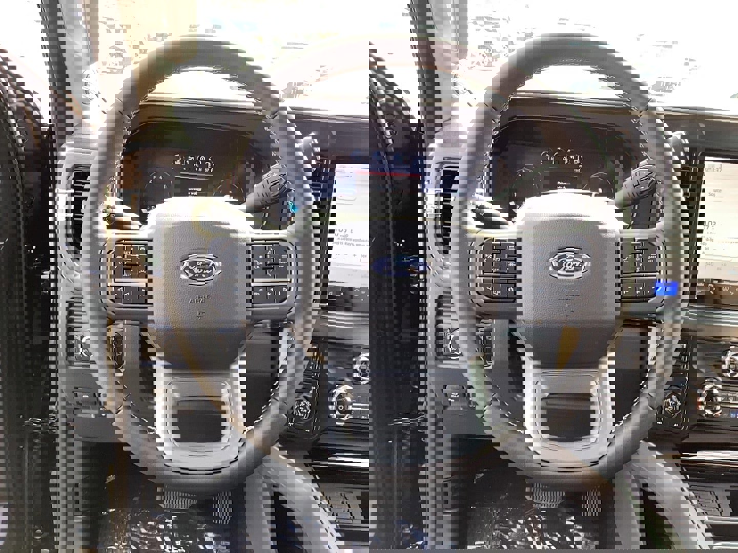 New 2026 Ford F250 Lariat image 16
