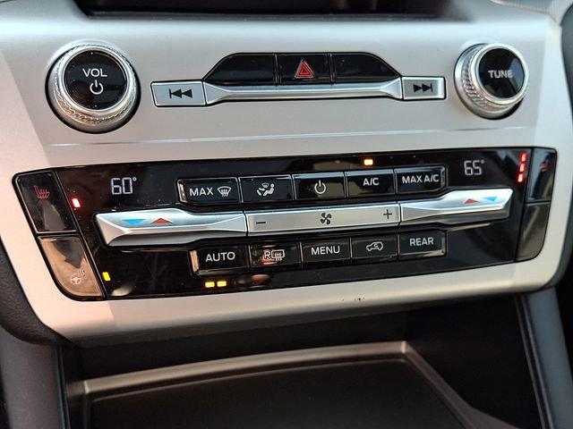 Used 2021 Ford Explorer XLT w/ Equipment Group 202A image 15