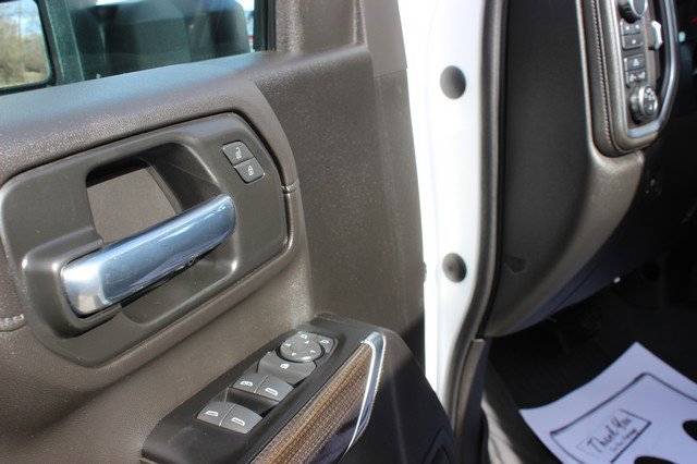 Used 2023 Chevrolet Silverado 2500 LT image 8